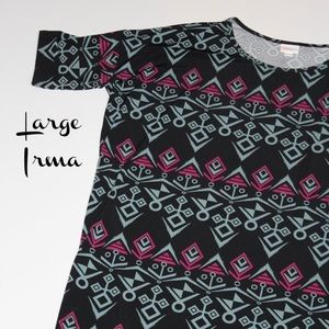NWT Large LuLaRoe Irma Shirt